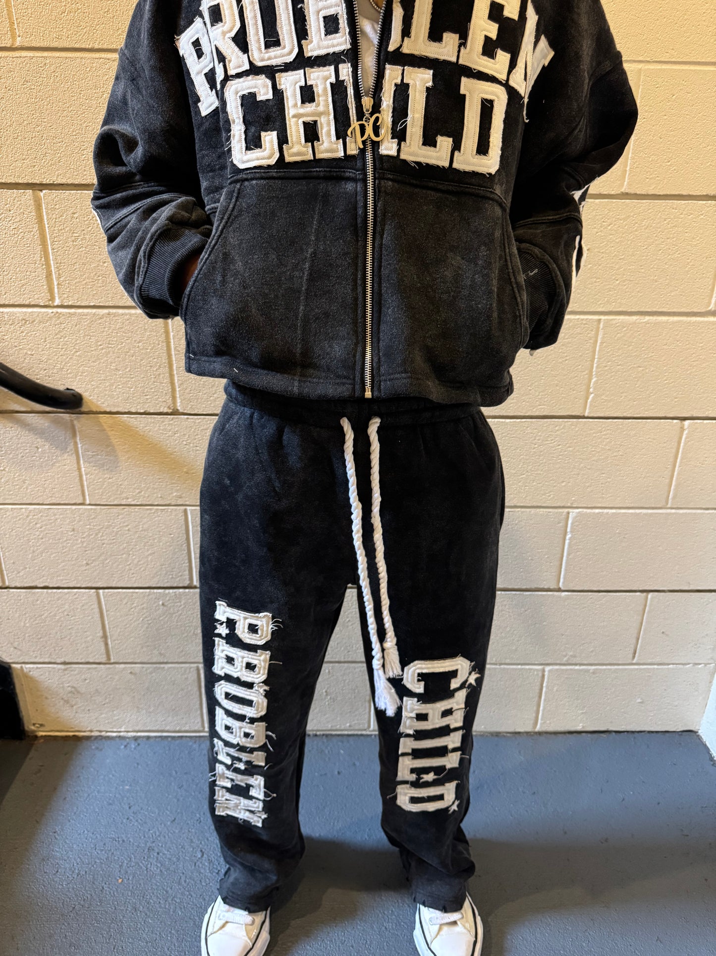 BLACK DOUBLE WAIST JOGGERS